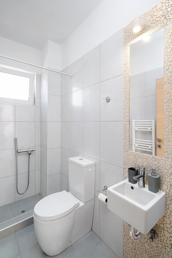 Mira Sitia Luxury Apartment Екстер'єр фото